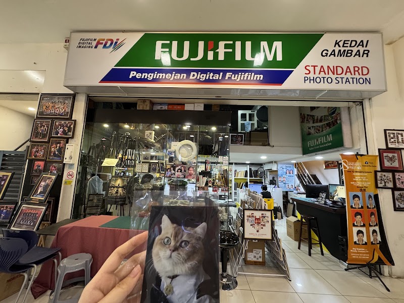 Standard Photo Station Fujifilm shop at Sarawak Plaza, Kuching